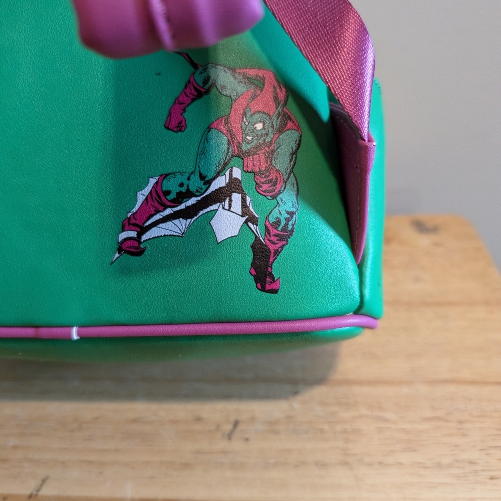 Backpack Loungefly Marvel - Picture 4 of 6